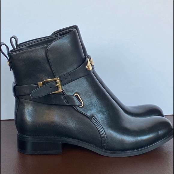 NEW MICHAEL KORS Arlen Ankle Booties Black Leather - Picture 9 of 9